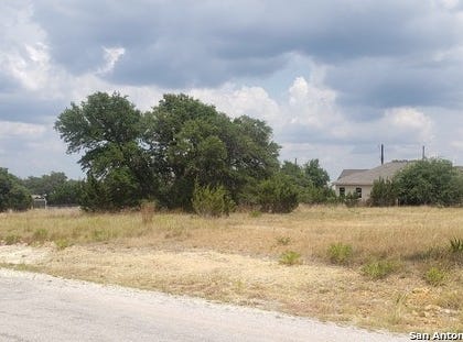 106 Otto Lange, Blanco, TX 78606