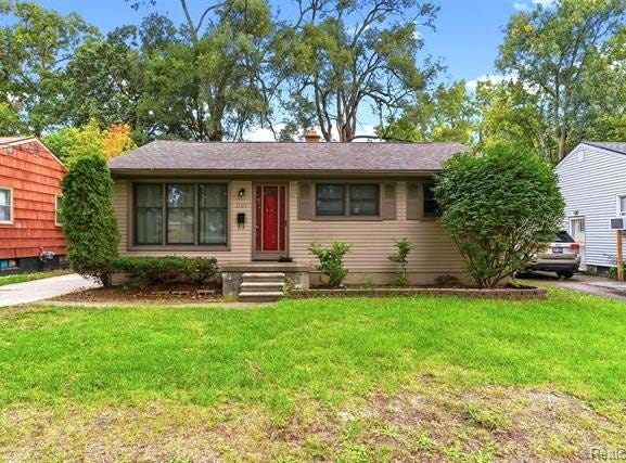 1101 Mohawk Avenue, Flint, MI 48507