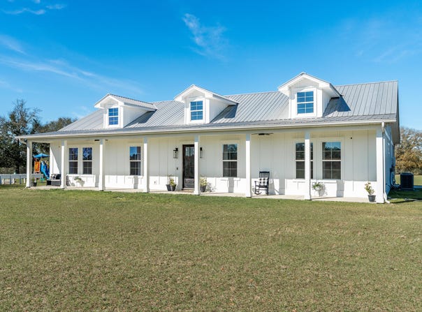 2115 Hinote Road, DeFuniak Springs, FL 32433