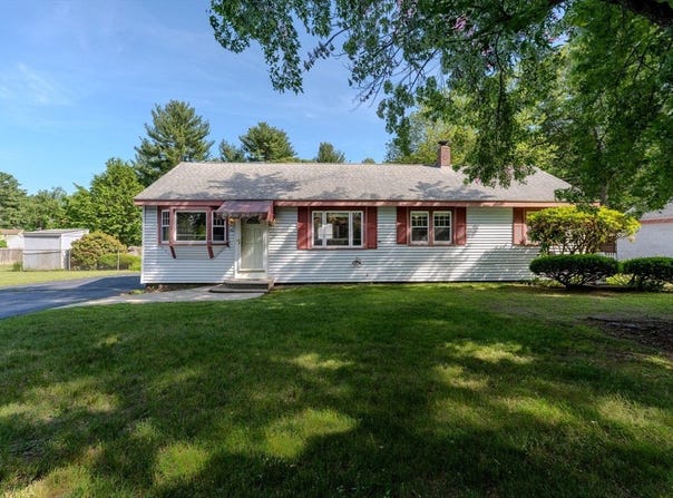 10 Primrose Road, Billerica, MA 01821