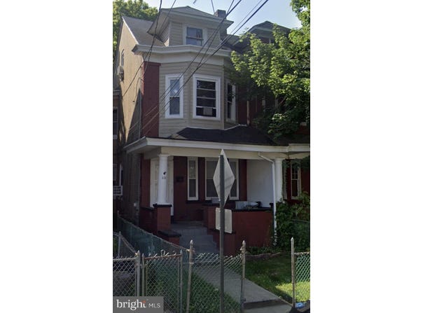 220 HIGHLAND Avenue, TRENTON, NJ 08618