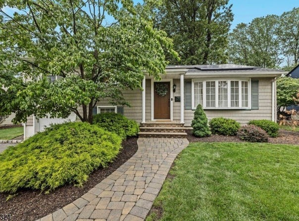 30 Longview Rd, Cedar Grove Twp., NJ 07009-2212
