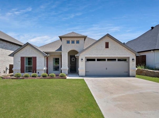 304 Bonita Street, Weatherford, TX 76087