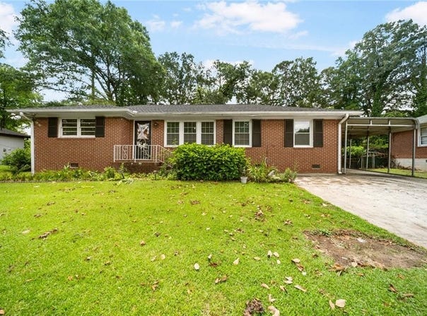 1199 Ellington Drive, Lake City, GA 30260