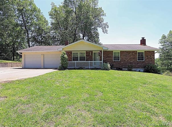 2145 Ridge Road, Jackson, MO 63755