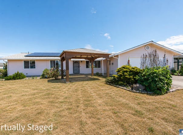 20 Elizabeth Lane, Sequim, WA 98382