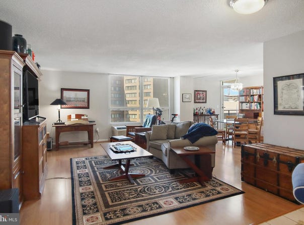 205 E JOPPA ROAD, TOWSON, MD 21286