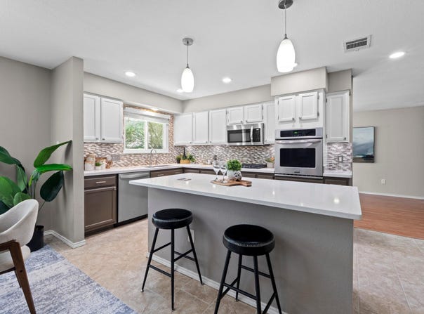 1401 Deer Ledge Trl, Cedar Park, TX 78613