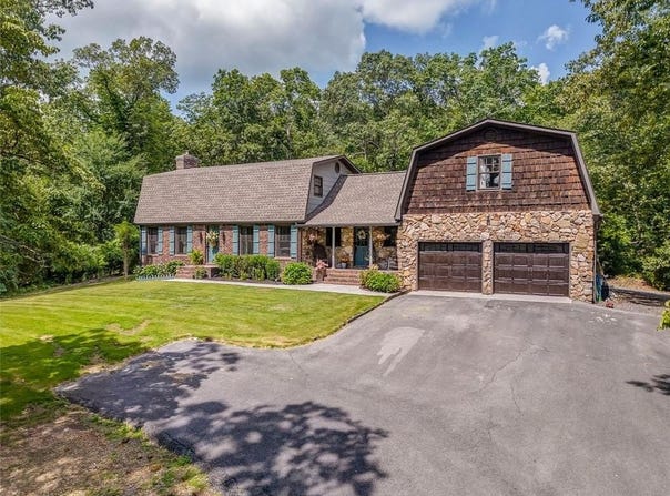 400 RACE HORSE Drive, Summerville, GA 30747