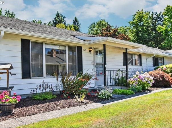 569 NE FLEMING AVE, Gresham, OR 97030