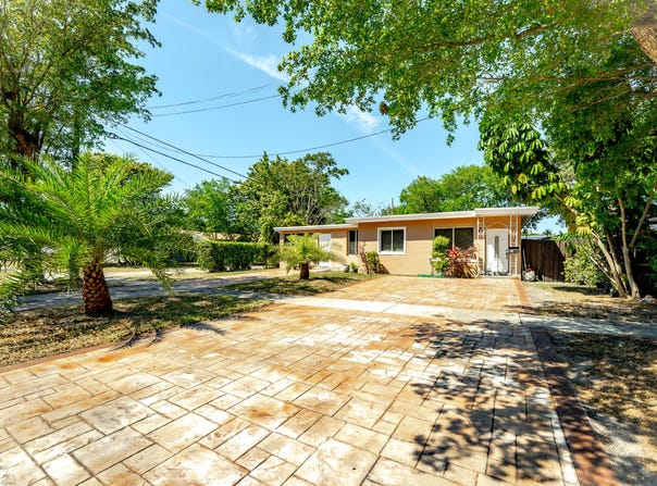 1285 NE 154th Street, North Miami Beach, FL 33162