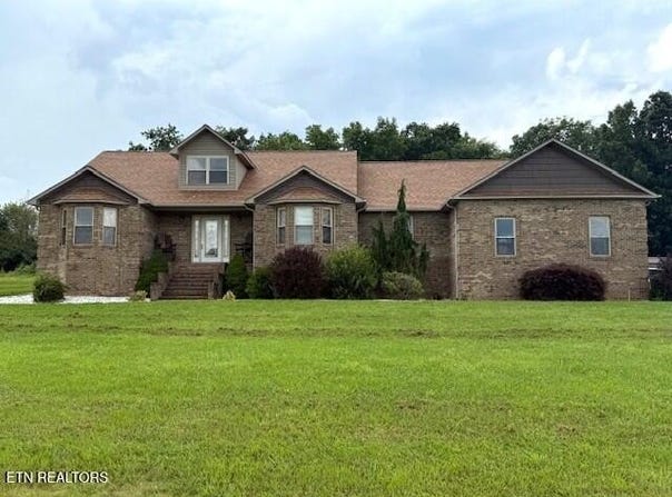 259 York Rd, Crossville, TN 38555