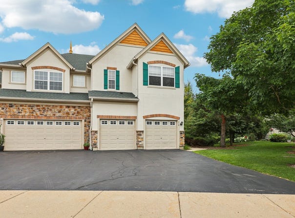 418 Bay Tree Circle, Vernon Hills, IL 60061