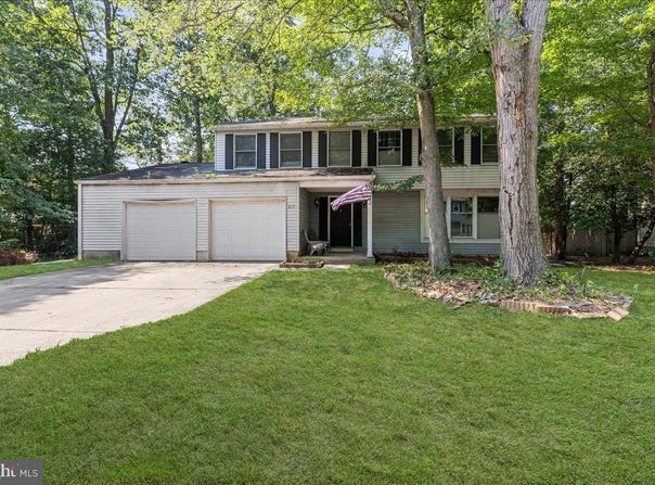 217 GLENVIEW, MARLTON, NJ 08053