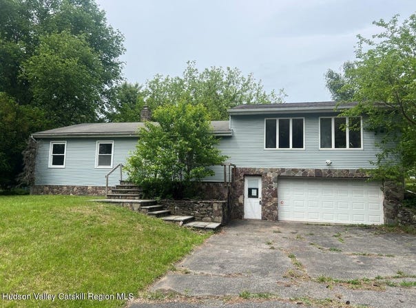 52 Rudolph Road, Modena, NY 12548