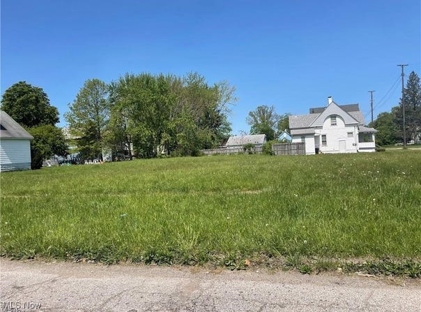 505 W 36th Street, Ashtabula, OH 44004
