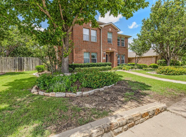 2177 Lone Pecan Drive, Mesquite, TX 75181