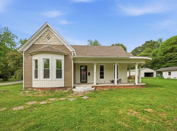 303 Oakwood Dr, Hartford, KY 42347