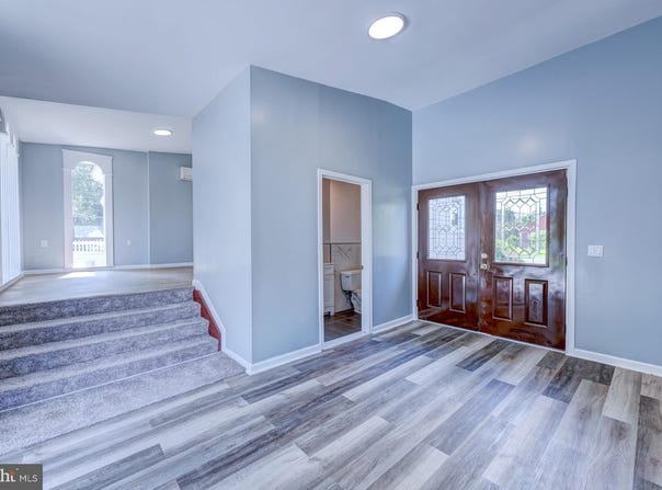 7105 N RADCLIFFE STREET, BRISTOL, PA 19007