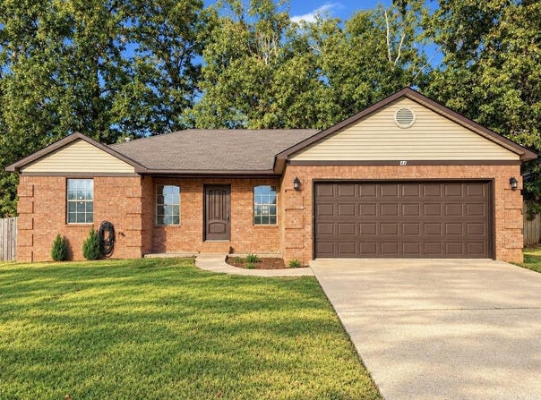 44 WESTON CIRCLE, Greenbrier, AR 72058