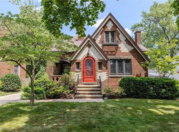 20240 Bonnie Bank Boulevard, Rocky River, OH 44116
