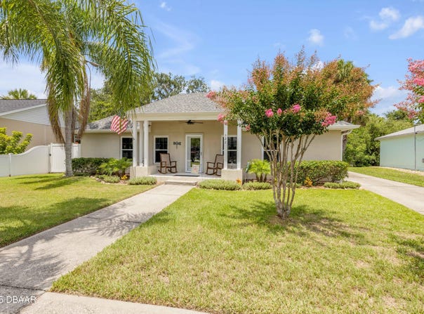 527 Old Minorcan Trail, New Smyrna Beach, FL 32168