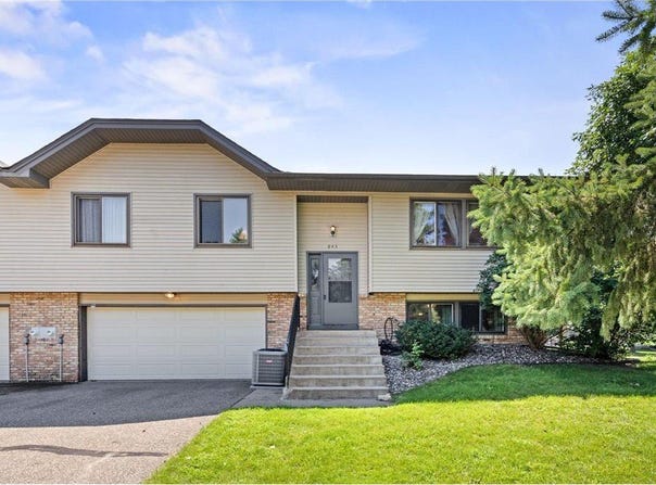 845 Sherwood Road, Shoreview, MN 55126