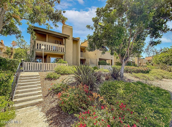 224 Oak Leaf Drive, Thousand Oaks, CA 91360