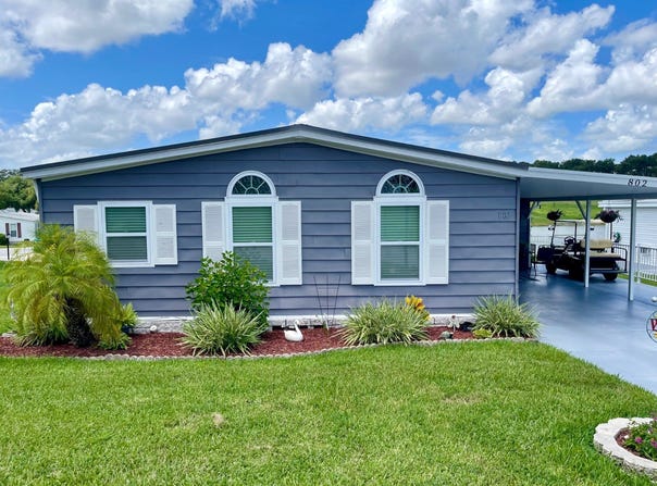 802 Bishop Dr, Lady Lake, FL 32159