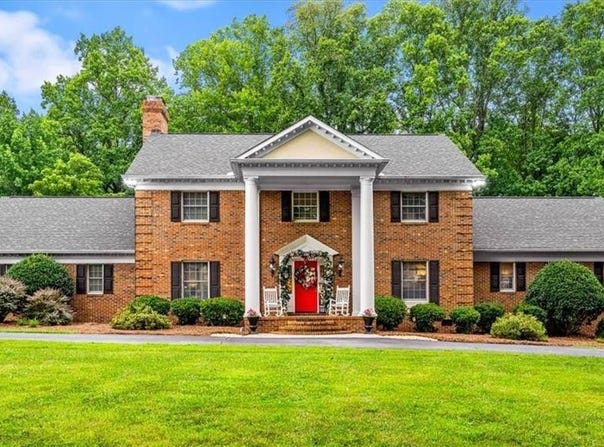 6352 Turnpike Road, High Point, NC 27263