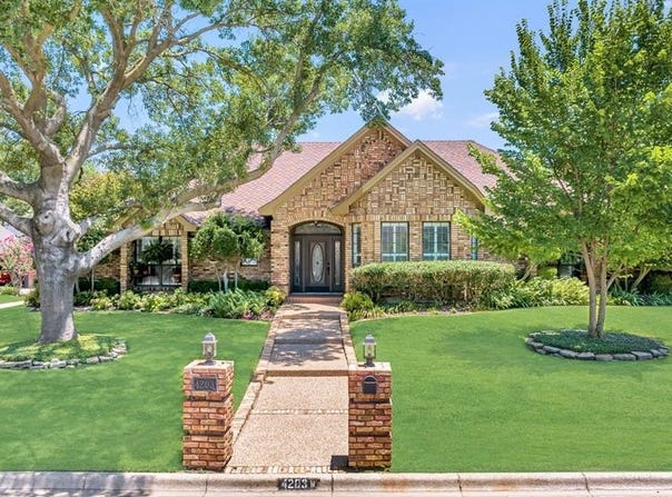 4203 Pembrooke Parkway W, Colleyville, TX 76034