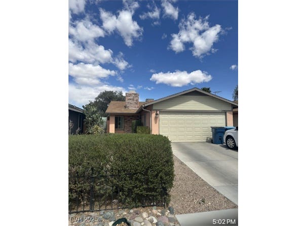 6920 Senton Avenue, Las Vegas, NV 89108
