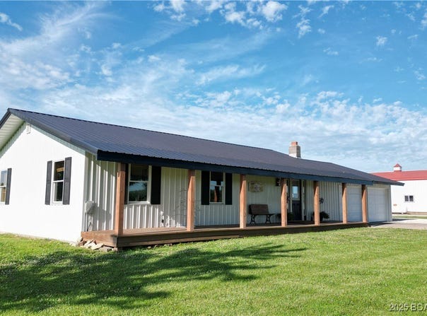 69985 US Hwy 50, Tipton, MO 65081