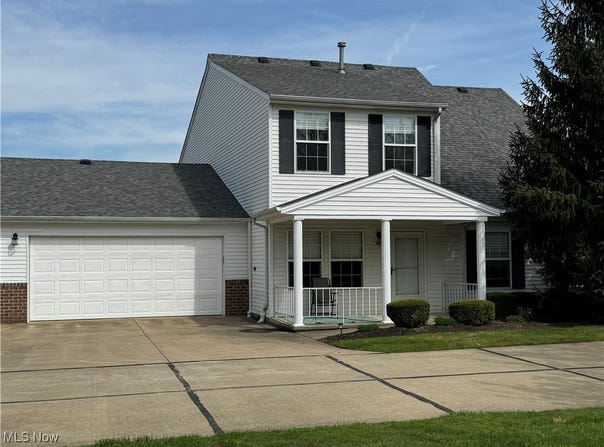 722 N Creek Drive, OH 44077