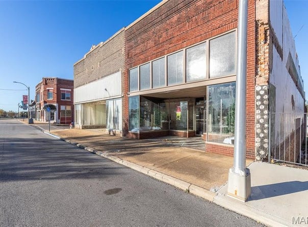 213 S Main Street, Poplar Bluff, MO 63901