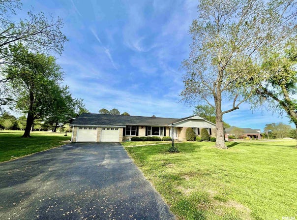4627 PINEWOOD Lane, Metropolis, IL 62960