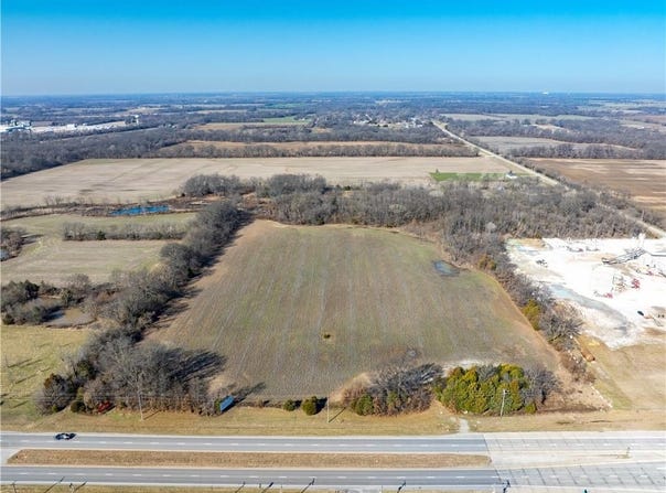 N 69 Highway, Frontenac, KS 66762