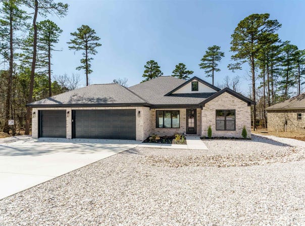 44 Cresta Way, Hot Springs Village, AR 71909-0000