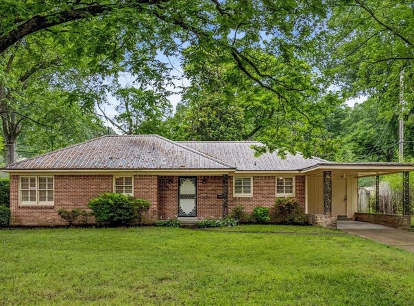 4596 CROSSOVER Ln, Memphis, TN 38117