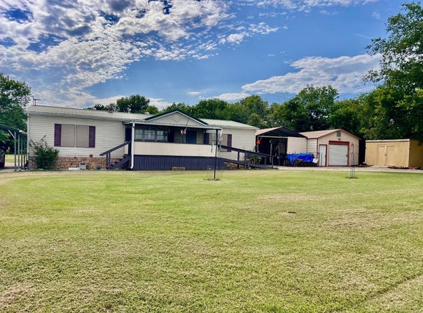 2101 NS 411 RD, South Coffeyville, OK 74072