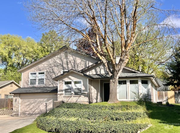 678 Stierman, Eagle, ID 83616-0000