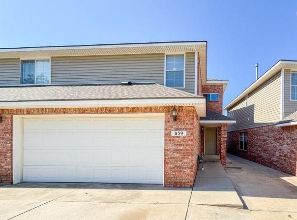 839 Rambling Oaks Drive, Norman, OK 73072