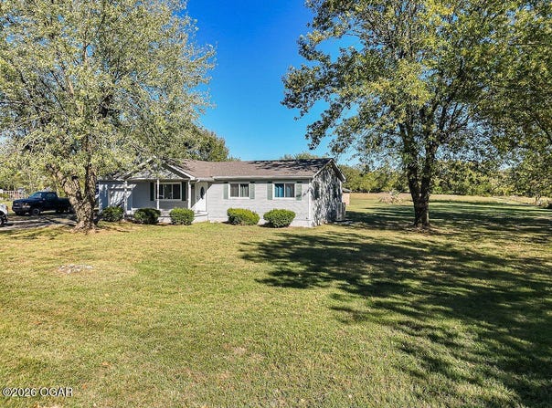 5576 County Road 290, Carl Junction, MO 64834