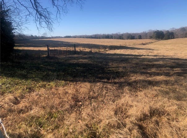 BARKSDALE Road, Iva, SC 29655