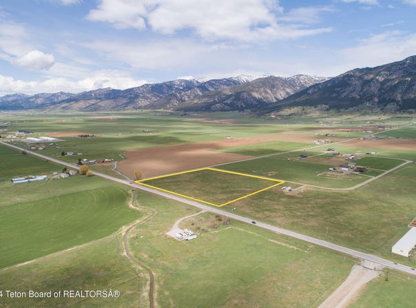 Lot 4 BLAZE Lane, Etna, WY 83118