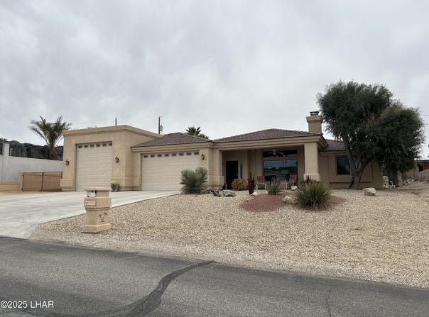 2730 Empress Ct, Lake Havasu City, AZ 86403
