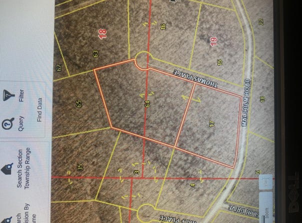 Malcolm Road, Edwards, MO 65326
