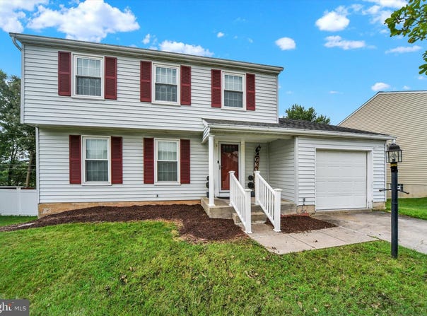 9 FIRST LIGHT COURT, ROSEDALE, MD 21237
