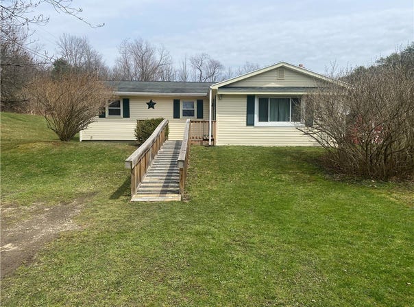 4486 Dyke Rd, Hornby, NY 14830