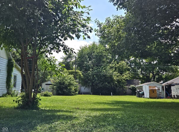 1217 W 1st Street, Anderson, IN 46016